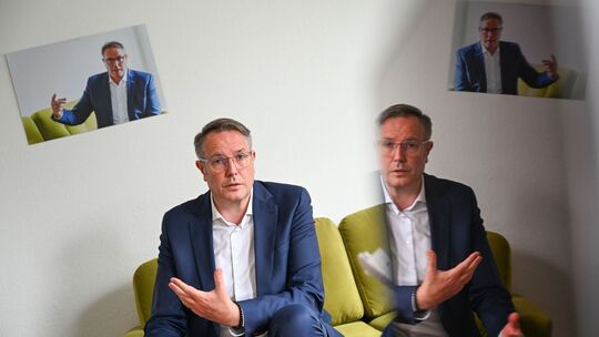 Sommerinterview mit Ministerpräsident Schweitzer