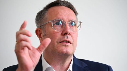 Sommerinterview mit Ministerpräsident Schweitzer