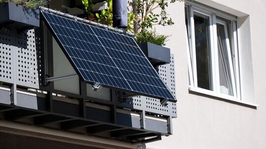 Stecker-Solaranlage für den Balkon