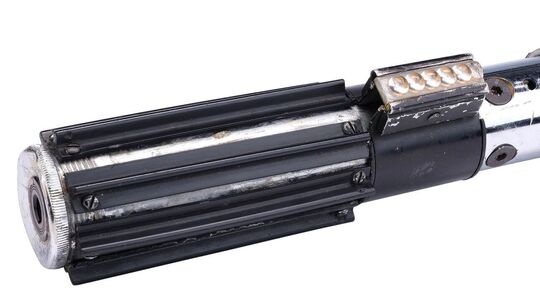 Darth Vaders Lichtschwert kommt unter den Hammer