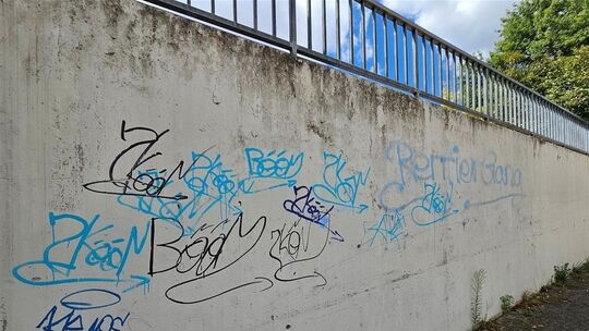 Festgestellte Graffitis in Kottenheim.