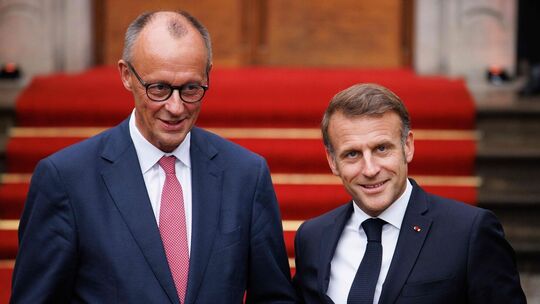 Kanzler Merz empfängt Frankreichs Präsident Macron