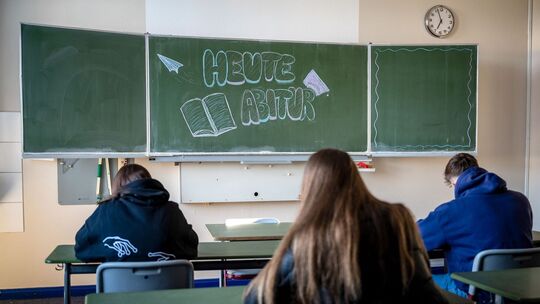 Zeitung: Corona brachte mehr Einser-Abiturnoten
