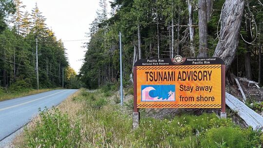 Tsunami-Alarm nach Erdbeben vor Russland - Kanada