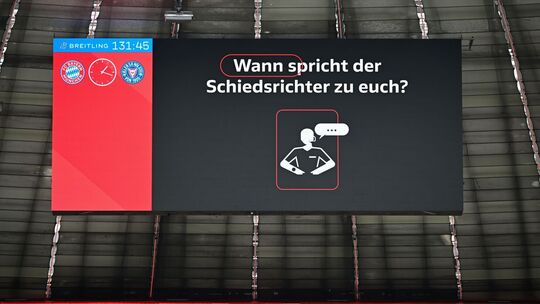 Schiedsrichter-Ansagen im Stadion