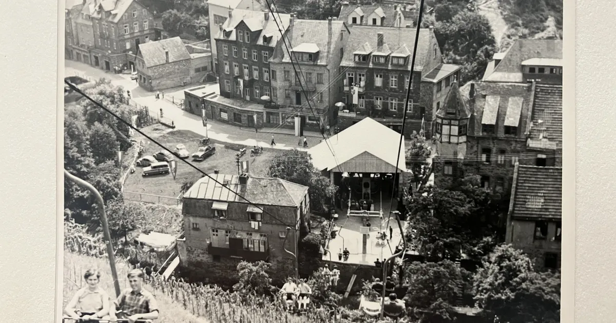 Auf der Sesselbahn in Cochem: Beim ersten Date fiel der Schuh in den ...