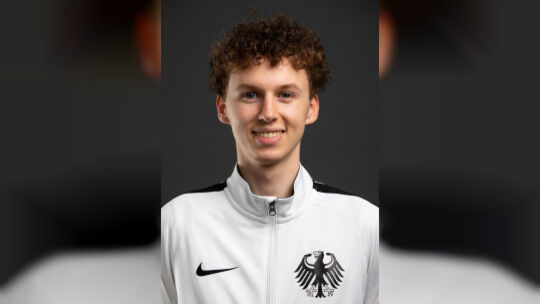 Laurenz Rieger von der Coblenzer TG verpasste bei der Fecht-DM im Florett-Halbfinale zwar eine Überraschung, freute sich aber de