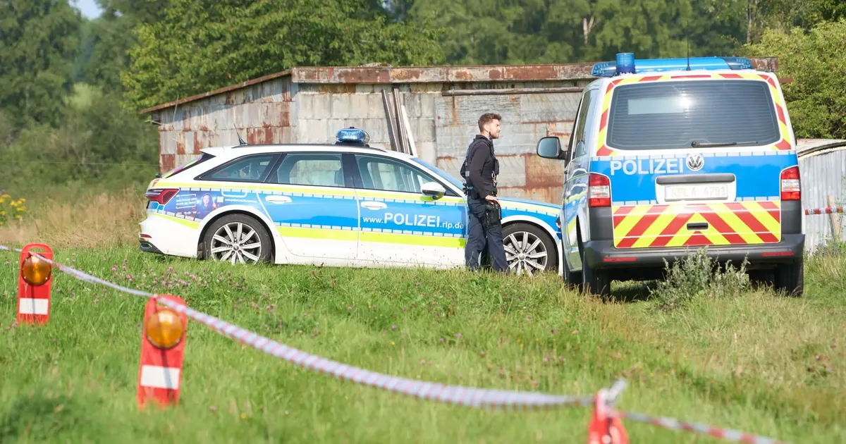 Mutmaßlicher Dreifachmord: Leiche des Weitefeld-Verdächtigen noch in ...