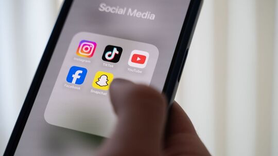 Smartphones - ständiger Begleiter auch für Kinder und Jugendliche