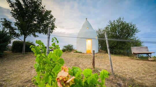 Trullo im Weinberg
