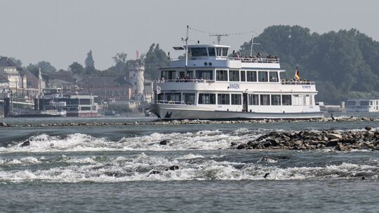 Binnenschifffahrt auf dem Rhein