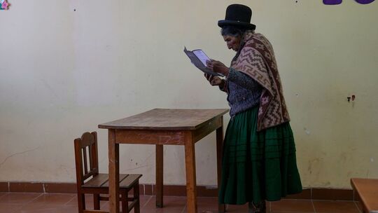 Bolivien: Stichwahl zwischen zwei Oppositionskandidaten