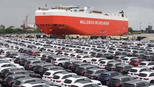 Autoterminal der BLG Logistics Group in Bremerhaven