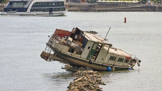 Boot auf Grund gelaufen