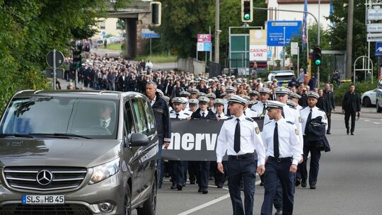 Trauerfeier für erschossenen Polizisten