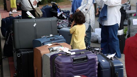Ankunft von Afghanen mit Aufnahmezustand
