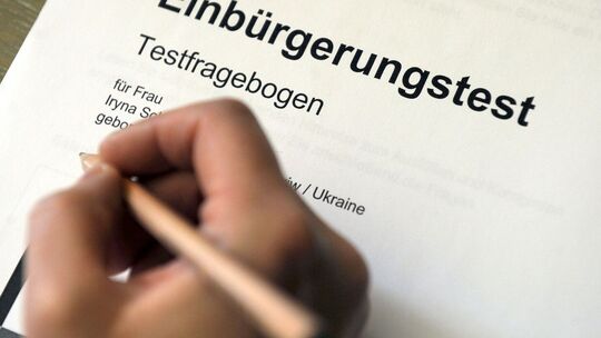 Einbürgerungstest