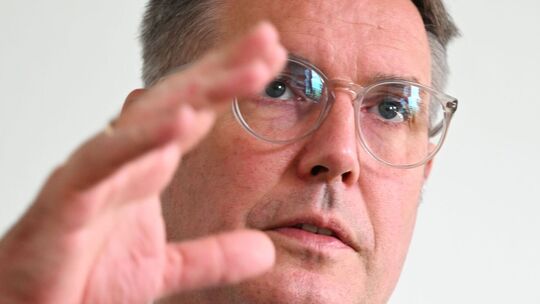 Sommerinterview mit Ministerpräsident Schweitzer