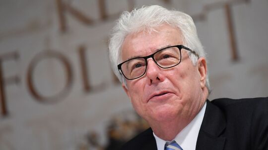 Ken Follett