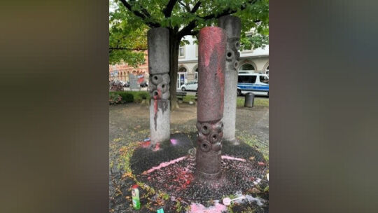 Verschmiertes Denkmal