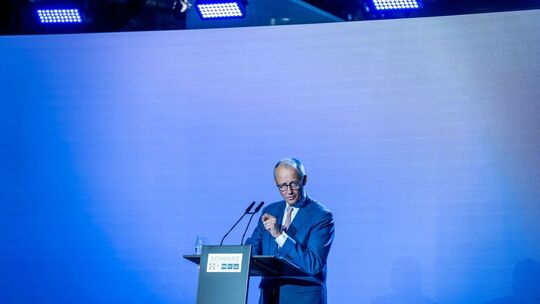 Kanzler Merz beim Schwarz Ecosystem Summit
