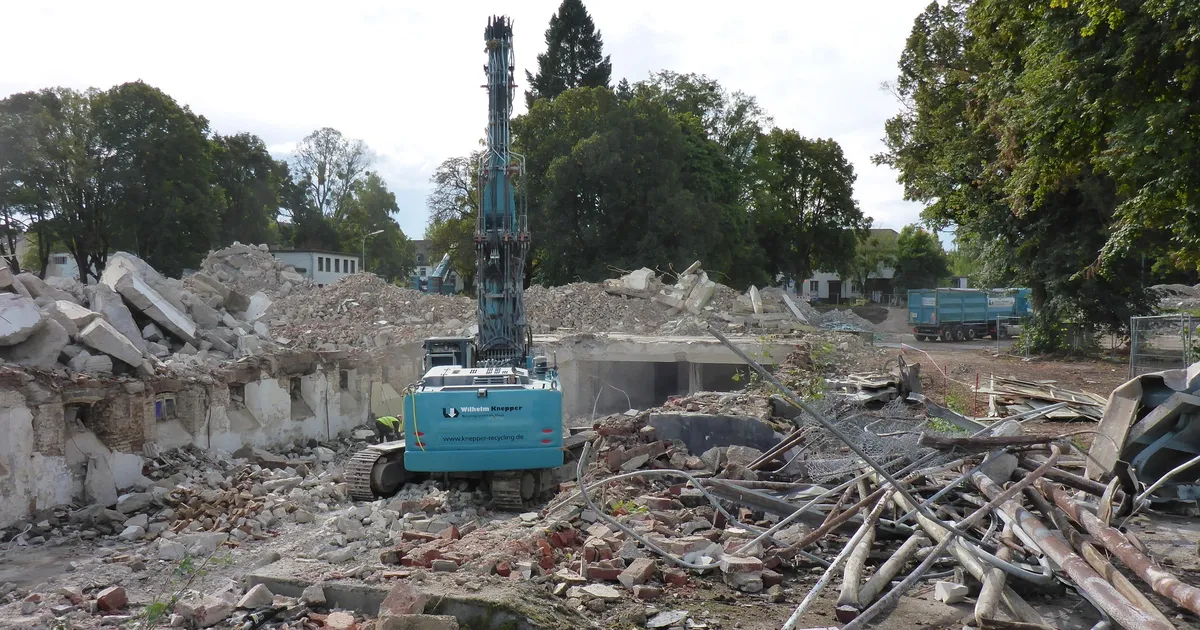 Demolition in Koblenz progresses: The fort building and the