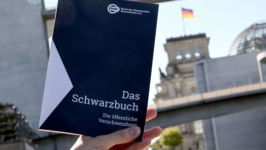 Bund der Steuerzahler stellt das «Schwarzbuch 2025/26» vor