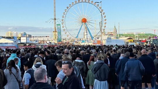 Oktoberfest öffnet nach Bombendrohung