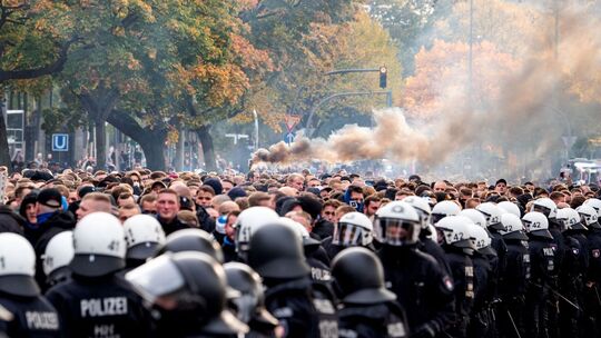 Fans und Polizei
