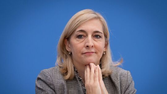 Gesundheitsministerin Warken