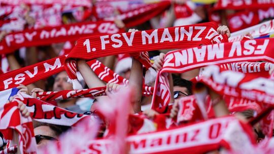 FSV Mainz 05 - VfB Stuttgart FSV Mainz 05 - VfB Stuttgart