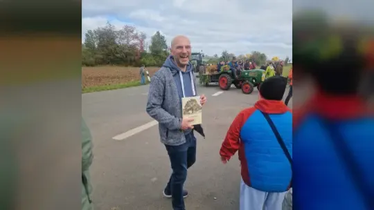 Dorfchronik mit 300 Seiten: In Leitzweiler spiegeln sich auch die kleinen ...