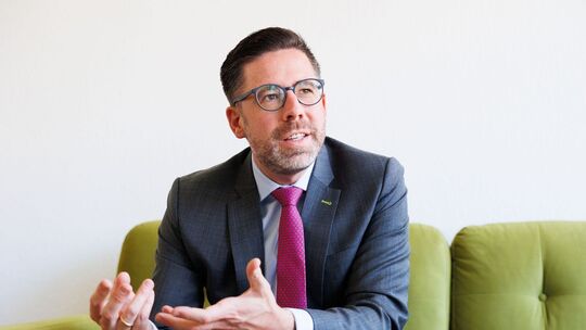 Philipp Fernis auf dem Grünen Sofa Philipp Fernis auf dem Grünen Sofa