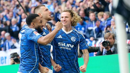 FC Schalke 04 - SV Elversberg FC Schalke 04 - SV Elversberg