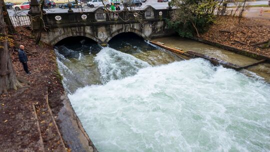 Weitere Entwicklung an der Eisbachwelle