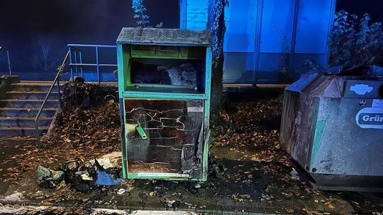 Lichtbild des beschädigten Containers