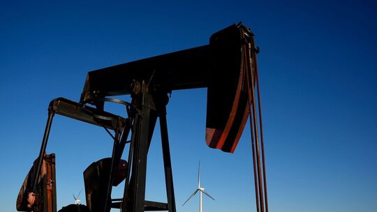 Das Verbrennen von Öl befeuert die Erderhitzung Das Verbrennen von Öl befeuert die Erderhitzung