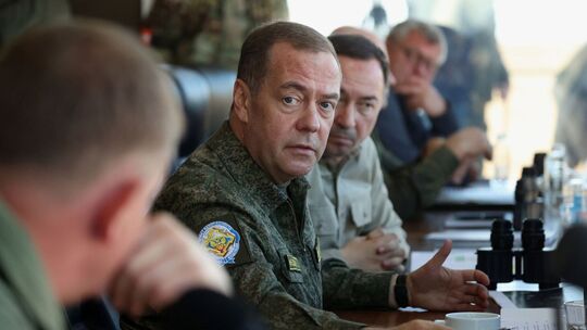 Dmitri Medwedew Dmitri Medwedew