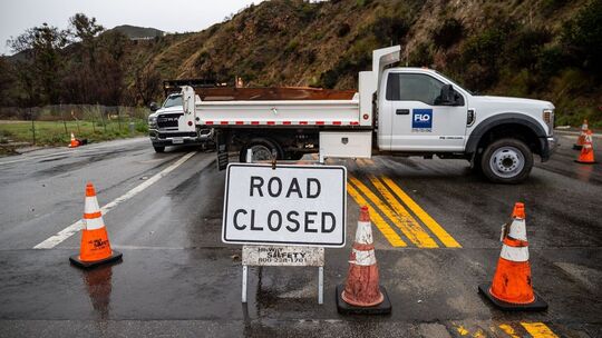 Mindestens zwei Tote bei Regenstürmen in Kalifornien Mindestens zwei Tote bei Regenstürmen in Kalifornien