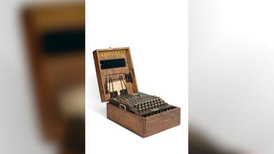 Seltene Nazi-Verschlüsselungsmaschine versteigert