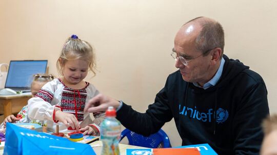 Unicef-Geschäftsführer Schneider in der Ostukraine