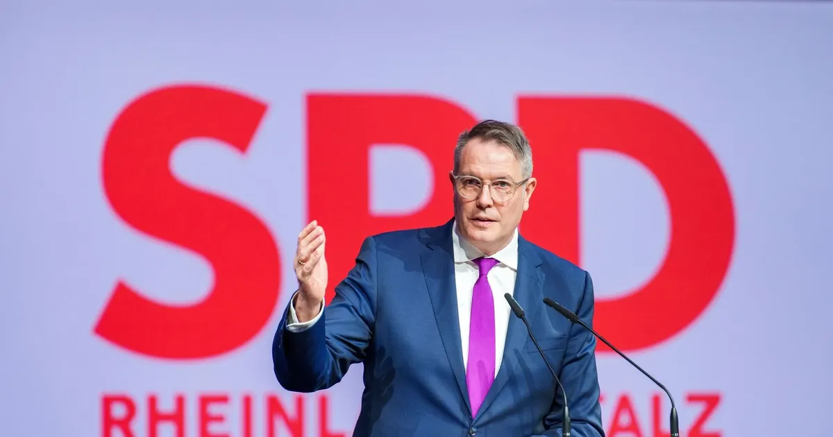 100 Prozent Zustimmung: SPD kürt Alexander Schweitzer zum ...
