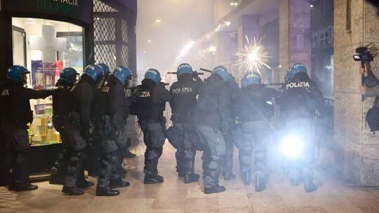 Protest gegen Basketballspiel in Italien