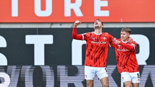 1. FC Kaiserslautern - Holstein Kiel