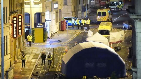 In Liverpool in Menge gerast - Fahrer bekennt sich schuldig