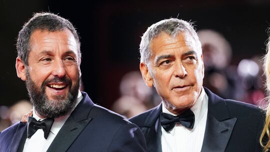 George Clooney und Adam Sandler in «Jay Kelly»