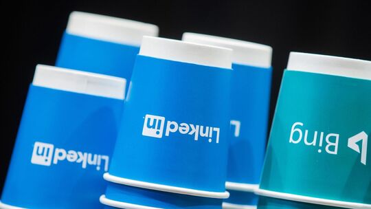 Netzwerk LinkedIn und Suchmaschine Bing