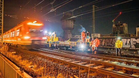 Weichenstörung wird beseitig in Frankfurt