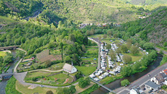 Angebot ist stark begrenzt: Wie entwickelt sich der Campingtourismus im  Ahrtal? - Kreis Ahrweiler - Rhein-Zeitung