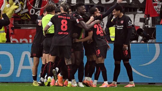Bayer Leverkusen - 1. FC Köln Bayer Leverkusen - 1. FC Köln